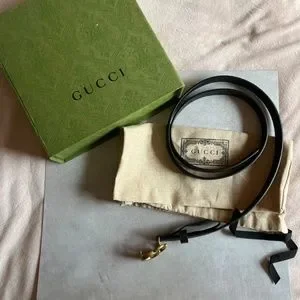 Slim black Gucci Belt sz 90/95 Skinny Unisex Gucci Belt Black Leather 1 Inch Size 95/38 For  main image 2